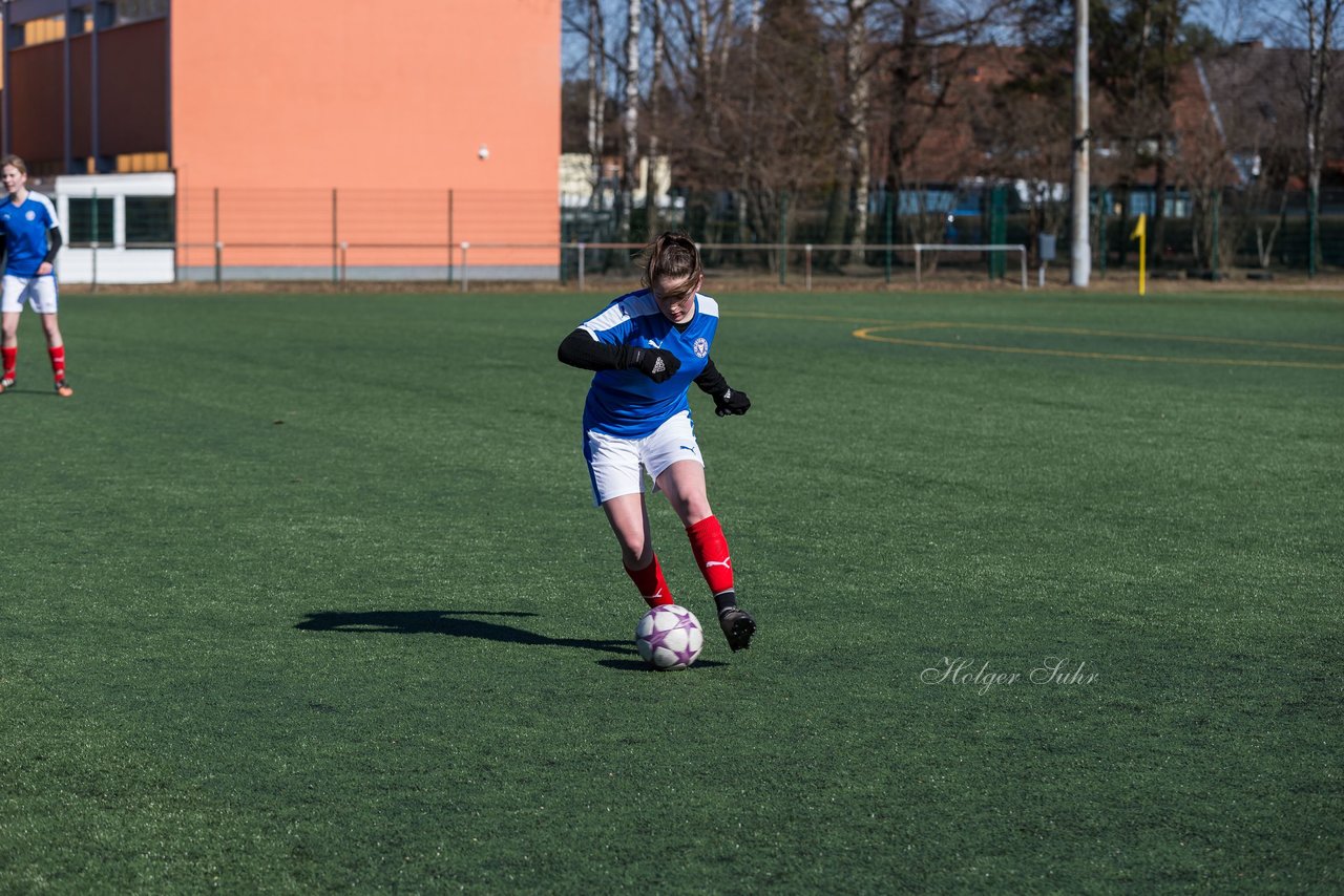 Bild 326 - B-Juniorinnen Halbfinale SVHU - Holstein Kiel : Ergebnis: 3:0